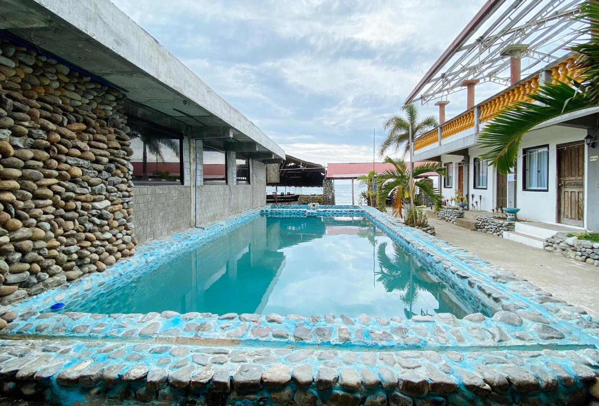 White Castle Beach Resort Iba Zambales Botolan Dış mekan fotoğraf